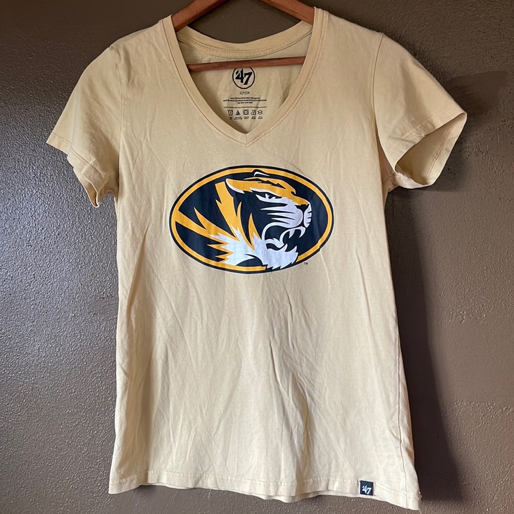 47 Brand Mizzou Tigers Light Yellow Graphic Tee / Short-sleeve / Size Small